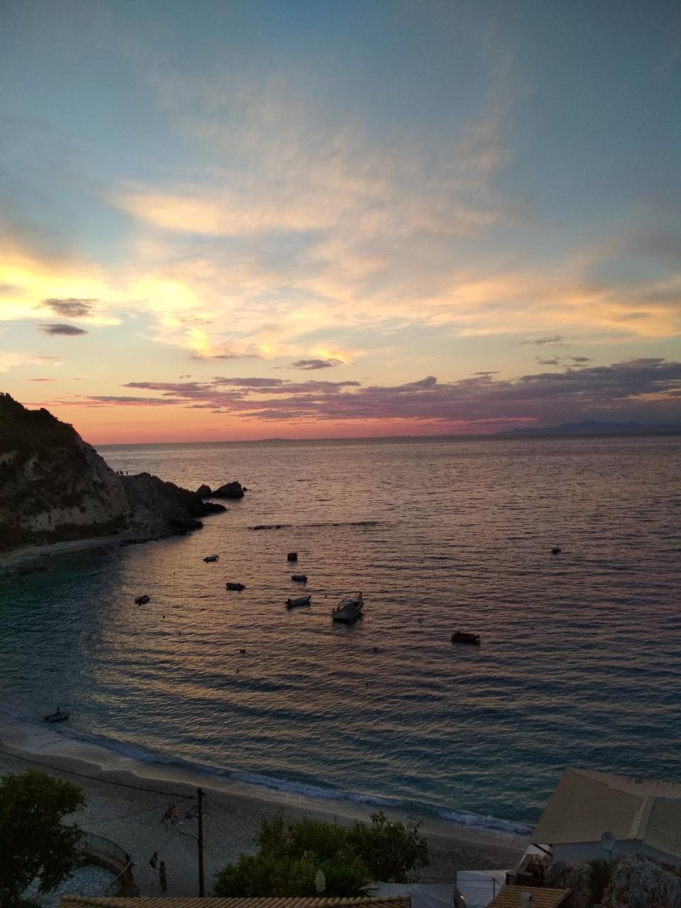 Hotel Ostria Áyios Nikítas Exteriér fotografie